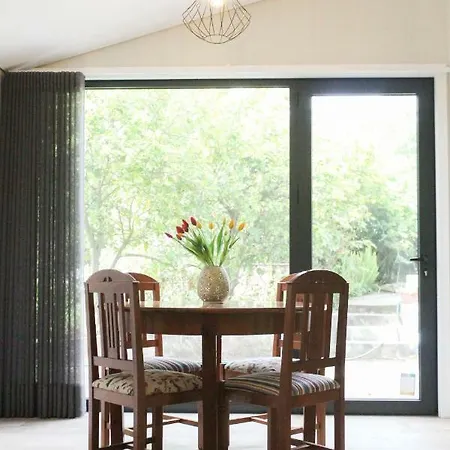 Holiday home Garden House Ramalde *